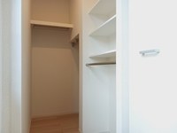 収納:ウォークインクローゼット