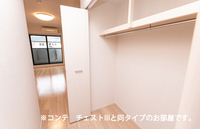 収納:クローゼット（同仕様）