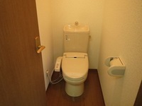 トイレ:トイレ