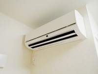 冷暖房・空調設備:エアコン