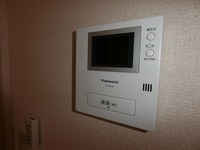 防犯設備:モニター付インターホン