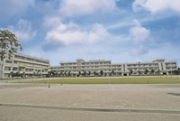 周辺環境:高階小学校（820ｍ）