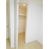 収納:ウォークインクローゼット