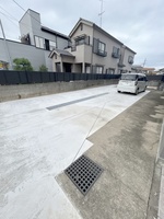 駐車場:専用駐車場（２台以上可）