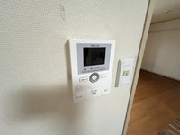 防犯設備:モニター付きインターホン