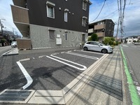 駐車場:駐車場