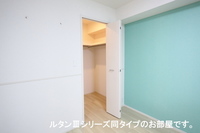 収納:ウォークインクローゼット　同仕様