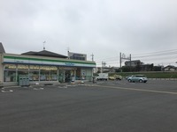 周辺環境:ファミリーマート川越岸町1丁目店