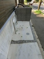 その他現地写真:バイク置き場