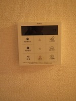 発電・温水設備:給湯器リモコン