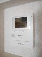 防犯設備:モニター付きインターホン