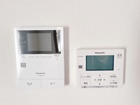 発電・温水設備:TVモニターホン・給湯器リモコン